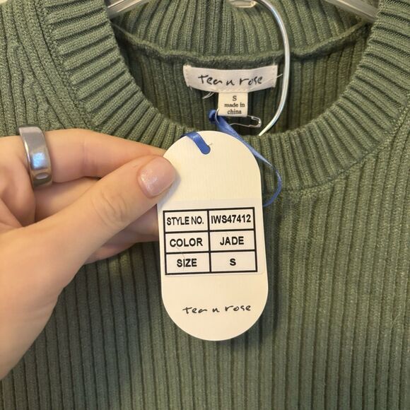 Women's Sweater Set Tank Cropped Pants Thick Knit S‎ Green Old Money Tea N Rose - Picture 3 of 7